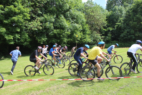 participants à vélo